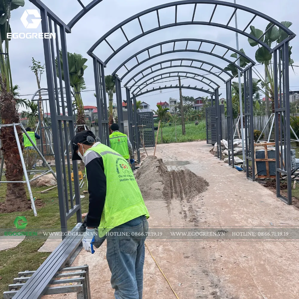 Lắp đặt giàn hoa lắp ghép thông minh nhanh - gọn và dễ di chuyển.